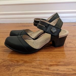 Clark's Collection Leather Closed Toe Sandal